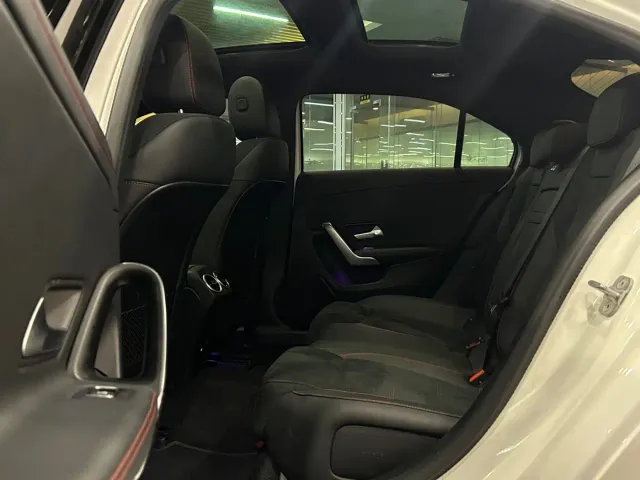Mercedes-Benz A-Class — Фото автомобиля 4