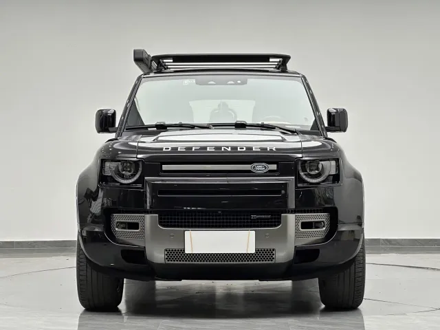 Land Rover Defender — Фото автомобиля 2