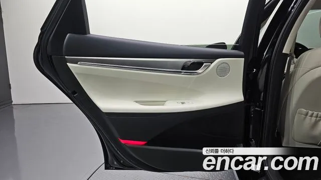 Hyundai Grandeur Grandeur (New) Hybrid — Фото автомобиля 14