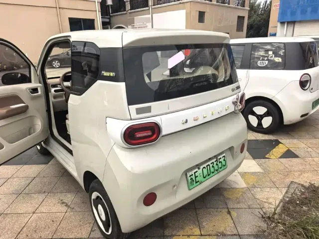 Wuling Hongguang Mini EV — Фото автомобиля 2
