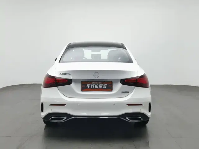 Mercedes-Benz Mercedes-Benz A-Class 2025 A 200 L Fashion Edition — Фото автомобиля 4