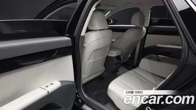 Hyundai Grandeur GN7 — Фото автомобиля 16