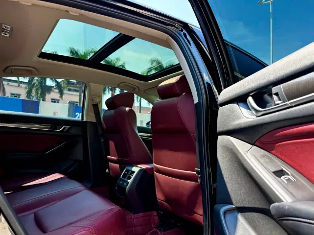 Honda Accord — Фото автомобиля 9