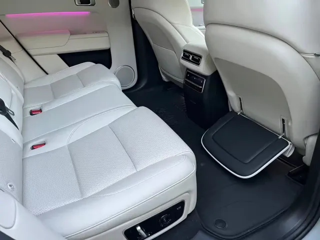 Li Auto L7 — Фото автомобиля 7