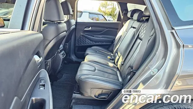 Hyundai Santafe Новый Santa Fe Дизель 2.2 2WD — Фото автомобиля 11