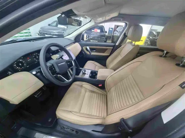 Land Rover Discovery Sport — Фото автомобиля 14