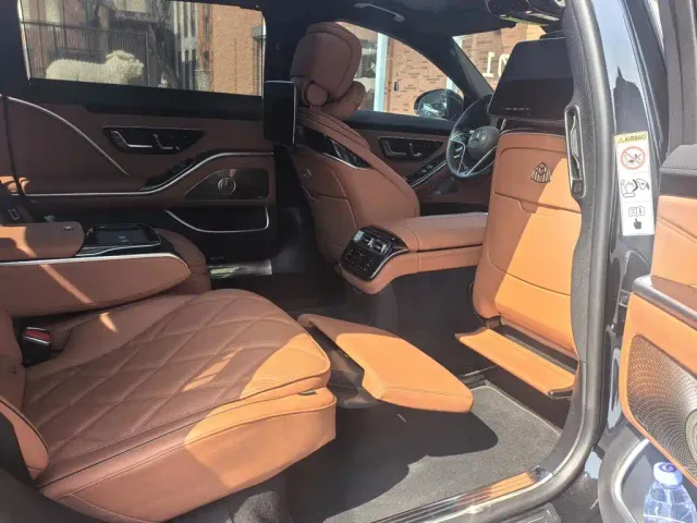 Mercedes-Benz Maybach S-Class — Фото автомобиля 24