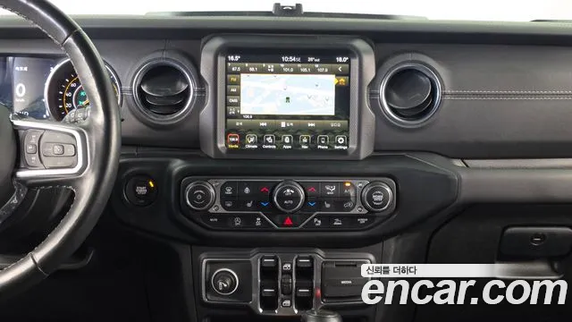 Jeep Wrangler JL — Фото автомобиля 14