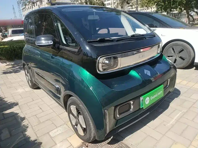 Baojun KiWi EV — Фото автомобиля 3