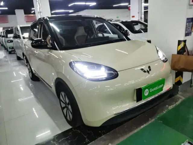 Wuling Bingo — Фото автомобиля 3