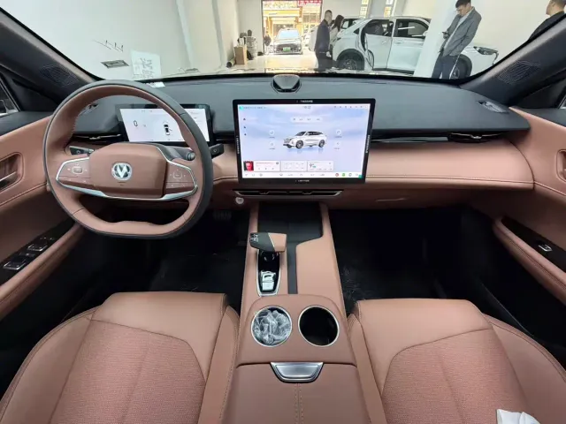 Changan UNI-Z — Фото автомобиля 12