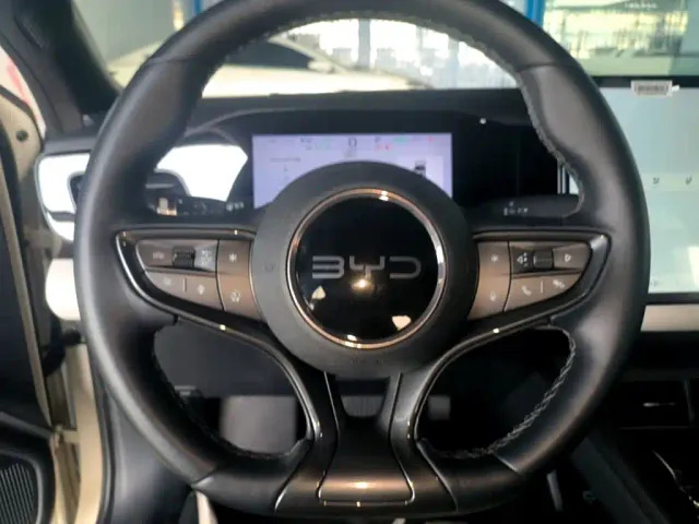 BYD Seal 06 — Фото автомобиля 10