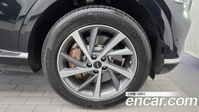Genesis GV80 — Фото автомобиля 6