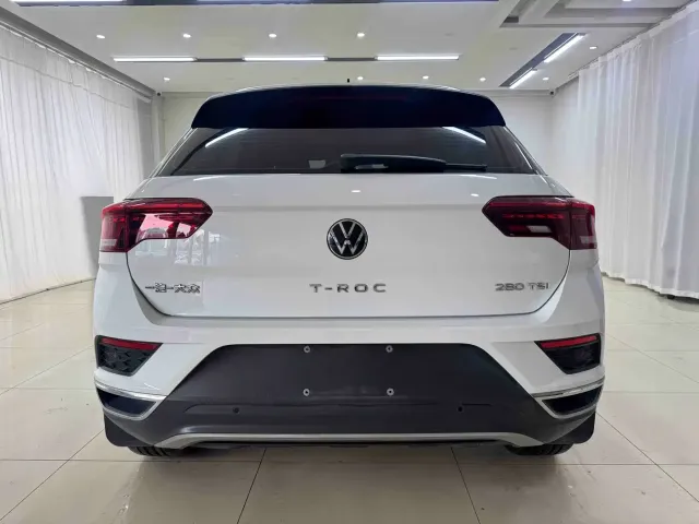 Volkswagen T-Roc — Фото автомобиля 5