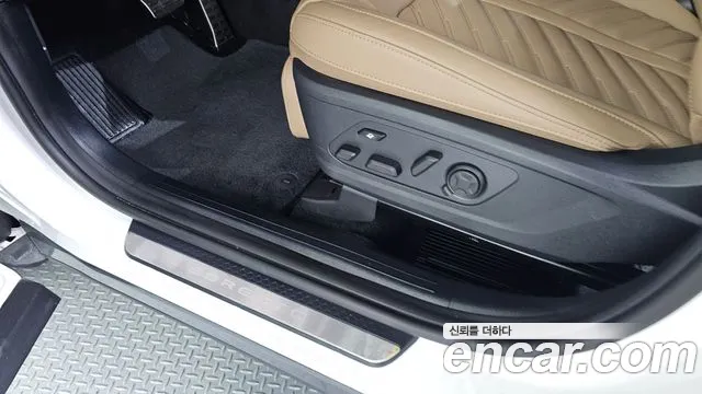 Kia Sorento Новый Sorento 4 поколение Бензин 2.5T 4WD — Фото автомобиля 29
