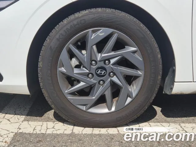 Hyundai Avante CN7 — Фото автомобиля 5