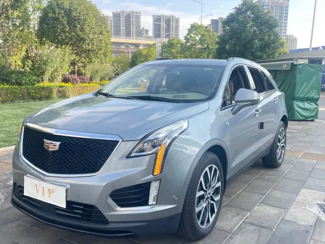 Cadillac XT5 — Фото автомобиля 2