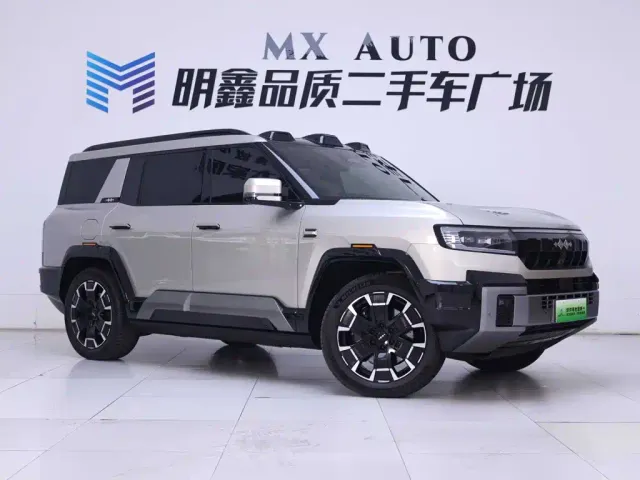 BYD FangChengBao Leopard 8 — Фото автомобиля 5