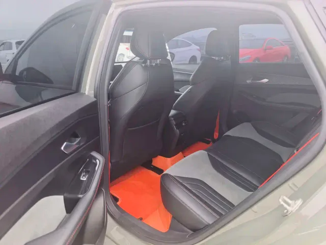 Geely Binrui — Фото автомобиля 5