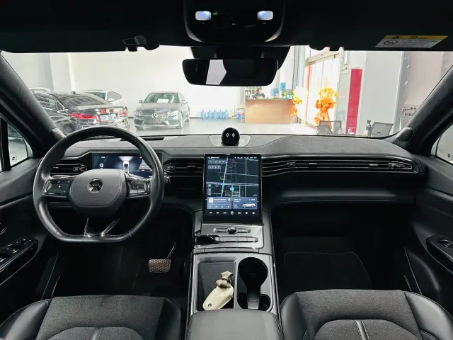 Nio EC6 — Фото автомобиля 11