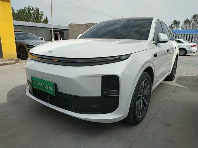 Фотография автомобиля — Li Auto L6