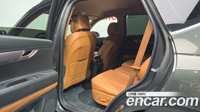 Genesis GV80 — Фото автомобиля 17