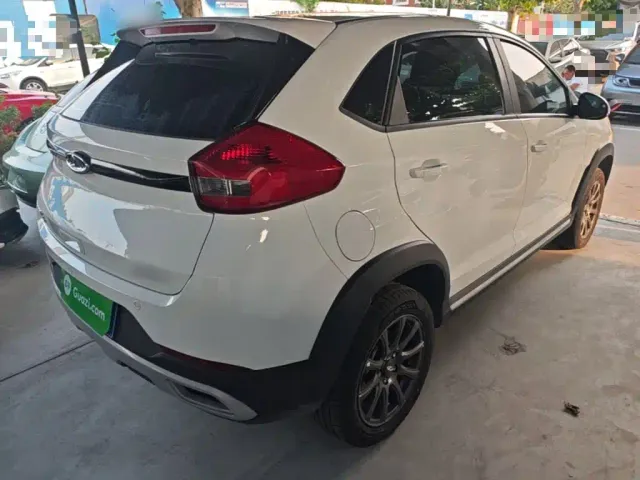 Chery Tiggo 3x — Фото автомобиля 6