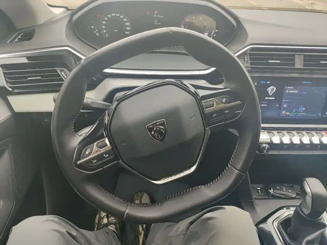 Peugeot 408 — Фото автомобиля 10