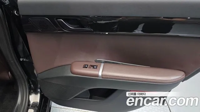 Hyundai Grandeur Grandeur (GN7) — Фото автомобиля 24