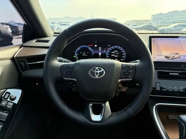Toyota Avalon — Фото автомобиля 11