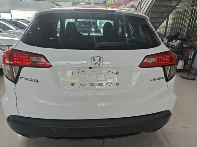 Honda Vezel — Фото автомобиля 5