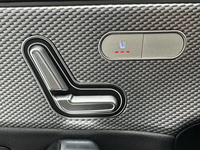 Mercedes-Benz A-Class — Фото автомобиля 11