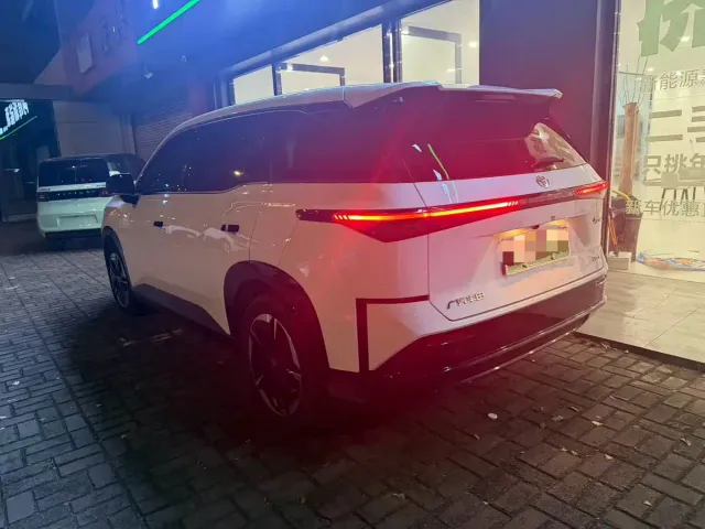 Toyota BoZhi 3X — Фото автомобиля 9