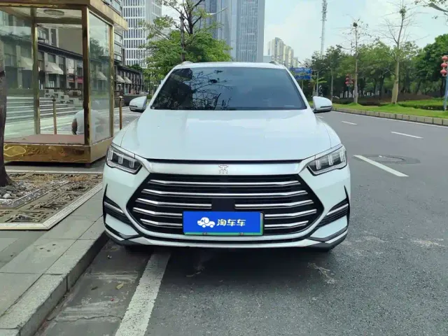 BYD Song Pro — Фото автомобиля 2