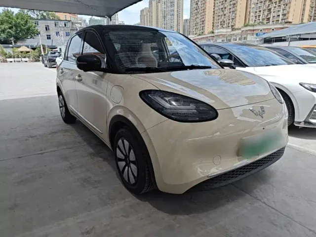 Wuling Bingo — Фото автомобиля 3