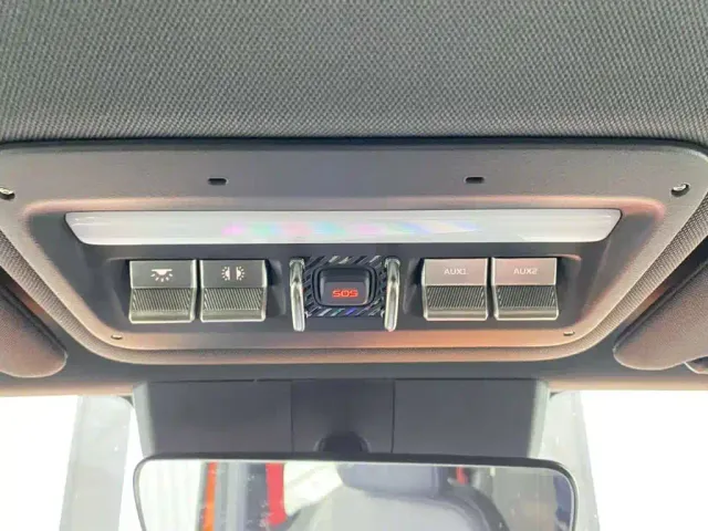 iCAR V23 — Фото автомобиля 15