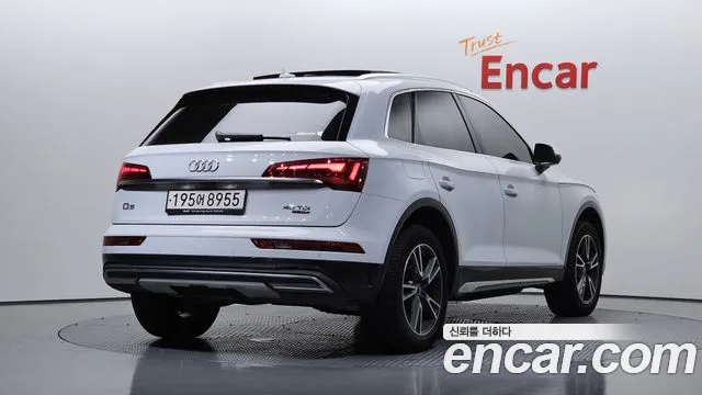Audi Q5 40 TDI quattro — Фото автомобиля 2