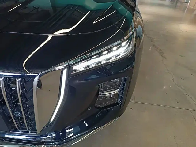 Hongqi H5 PHEV — Фото автомобиля 23