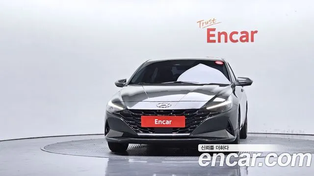 Hyundai AVANTE Avante (CN7) — Фото автомобиля 3