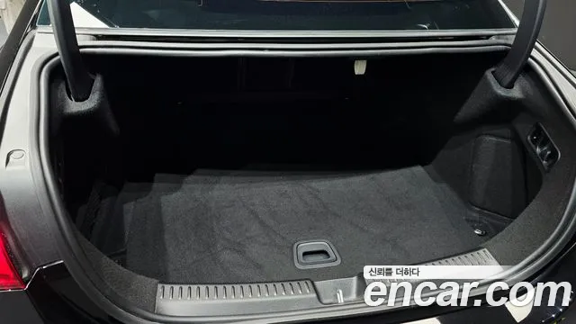 Mercedes-Benz E-Class W214 — Фото автомобиля 19