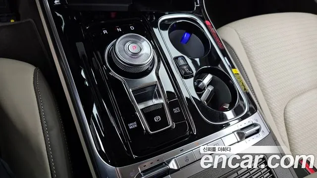 Kia Carnival — Фото автомобиля 12