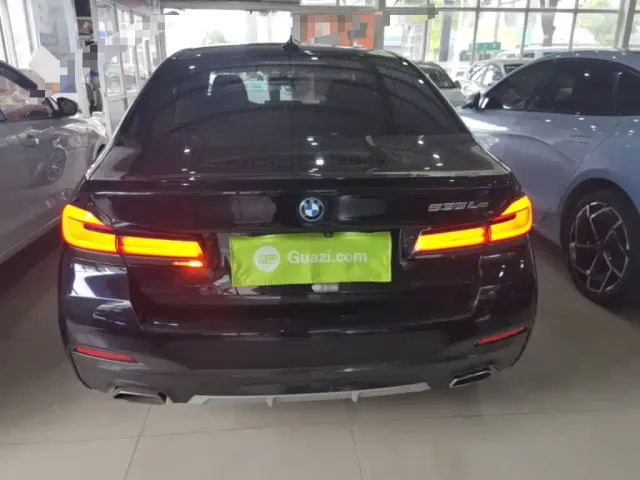 BMW 5 Series — Фото автомобиля 5