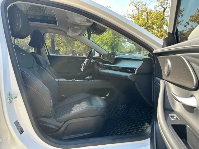 Chery Arrizo 8 — Фото автомобиля 14