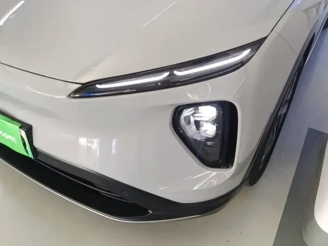 Nio ES6 — Фото автомобиля 23