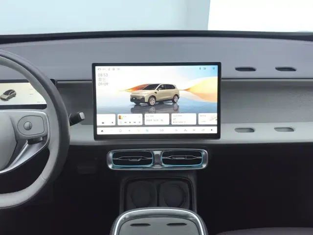 Leapmotor B10 — Фото автомобиля 13
