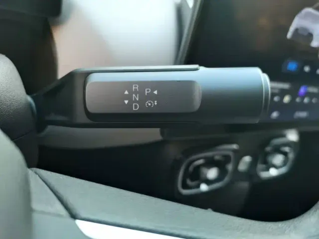 GAC Aion UT — Фото автомобиля 13