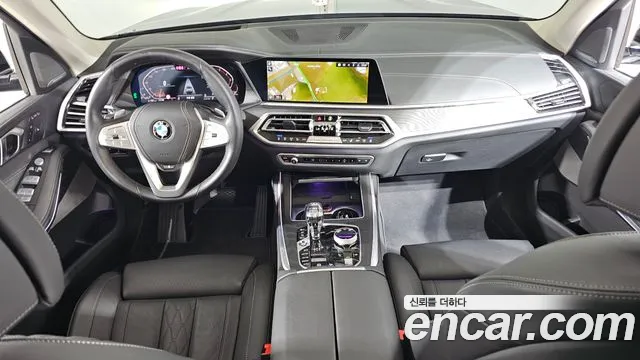 BMW X7 — Фото автомобиля 7