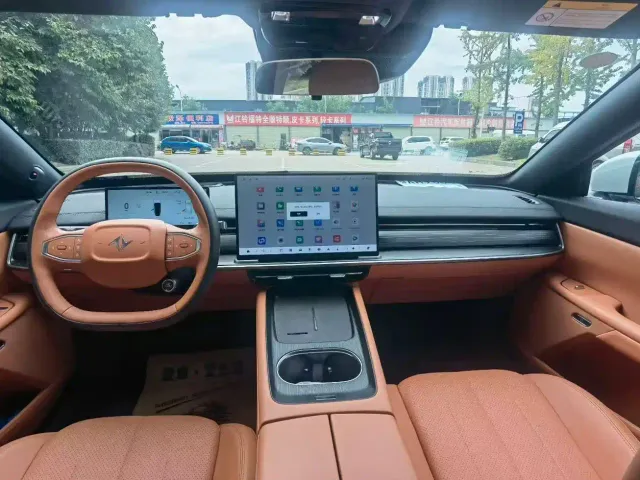 Dongfeng eπ 007 — Фото автомобиля 6