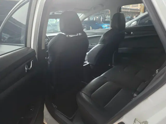 Changan Eado New Energy 2022 Facelift EV460 Smart Ride-hailing Edition (LFP) — Фото автомобиля 12