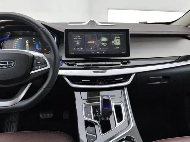 Geely Jiaji — Фото автомобиля 13